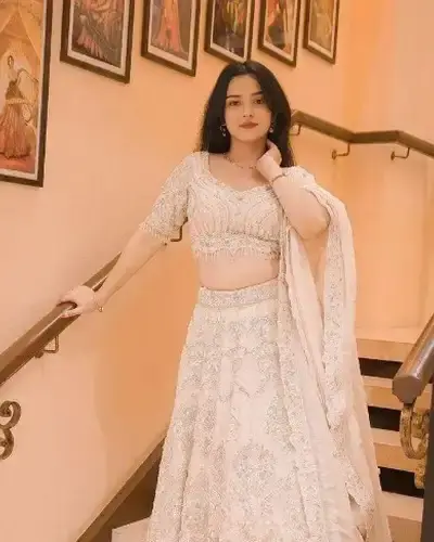 Escort Almora